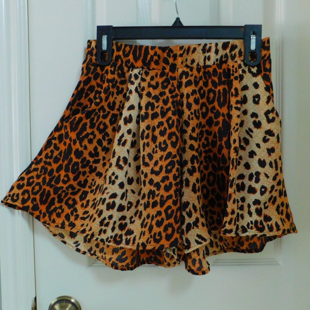 L&B Lucky & Blessed Womens Leopard Print Wide Leg Soft Shorts with Pocke…